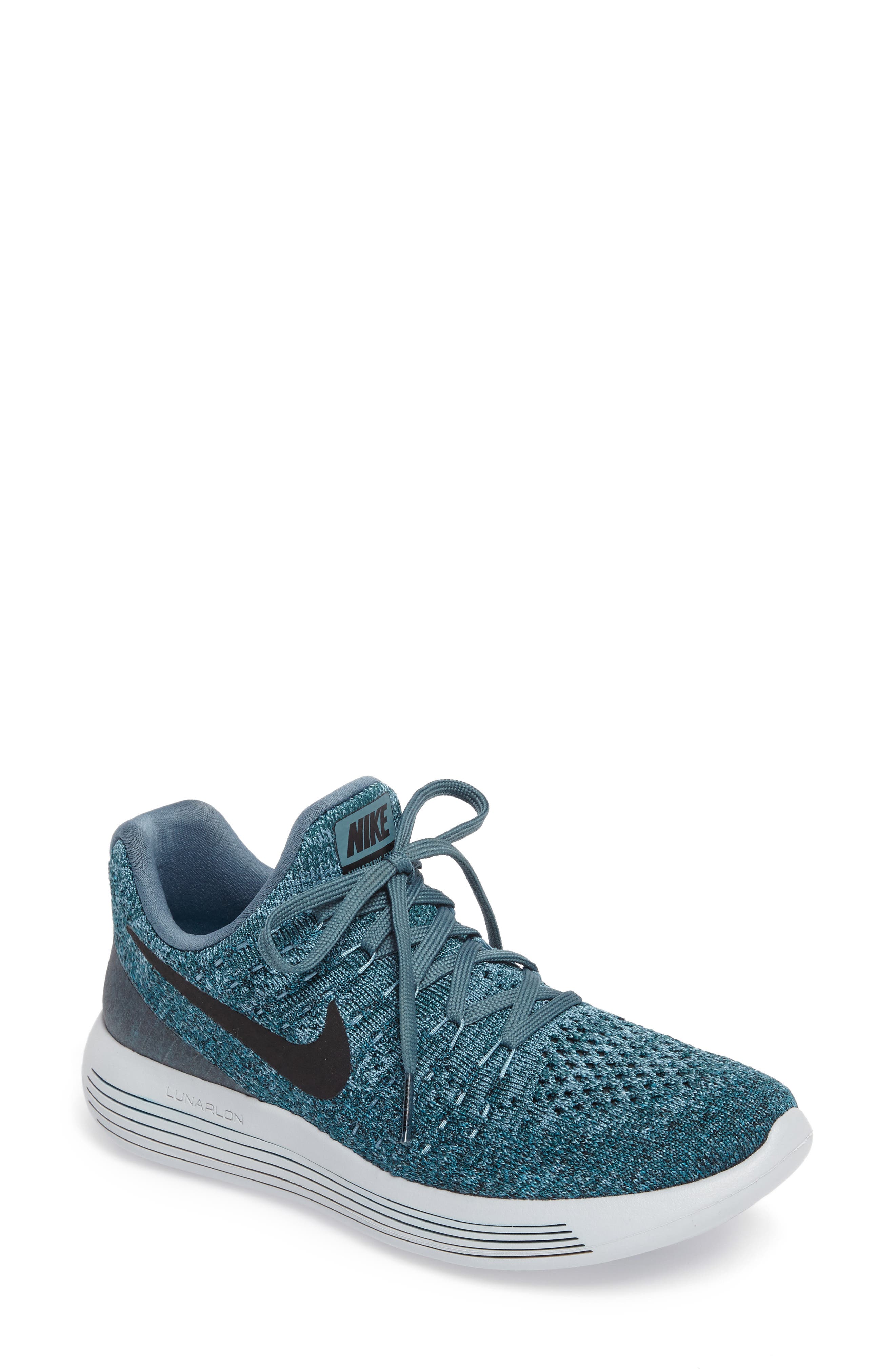 Main Image - Nike LunarEpic Low Flyknit 2 Running Shoe (Women)